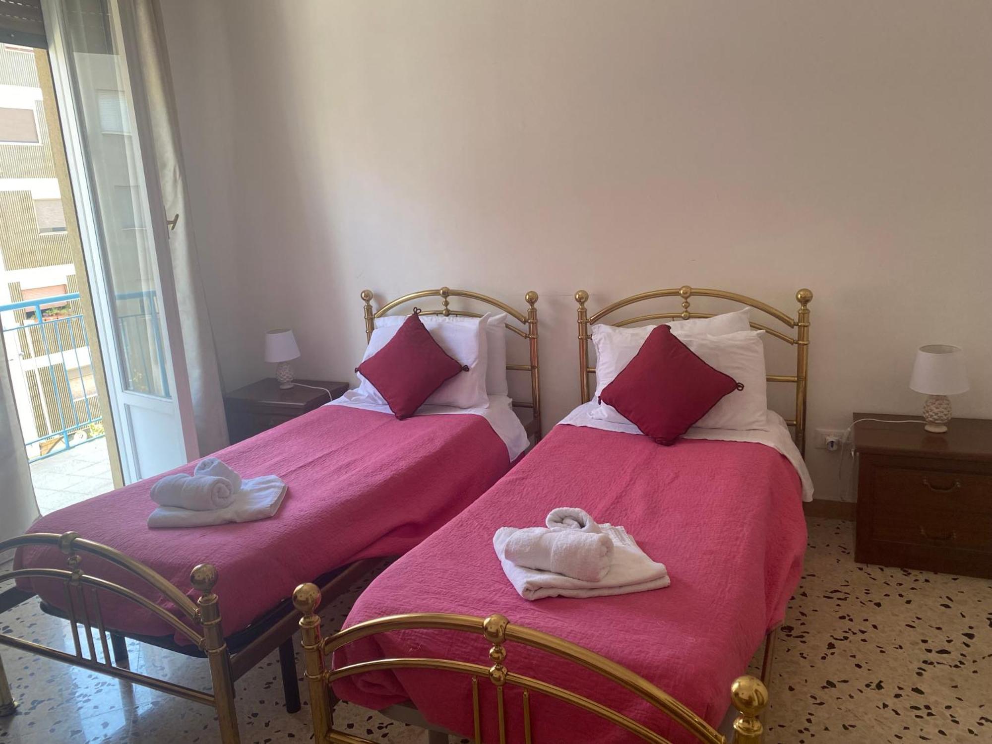 Serradifalco Cozy House Di Enza E Luigi Palermo Luaran gambar